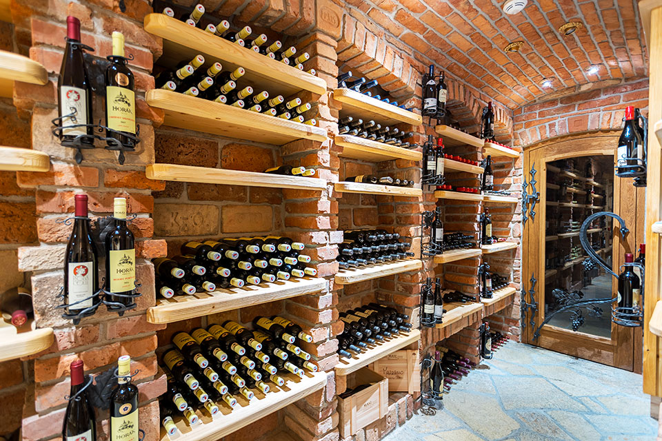 Vybraná vína z rodinných vinařství - vinotéka Beskydy